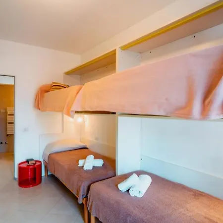 Grand - Wifi & Parking Apartment *
