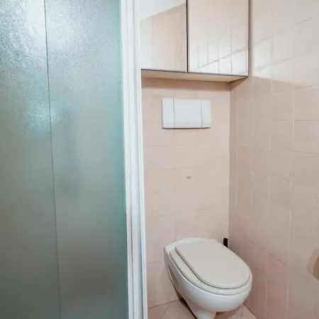 Grand - Wifi & Parking Apartment *